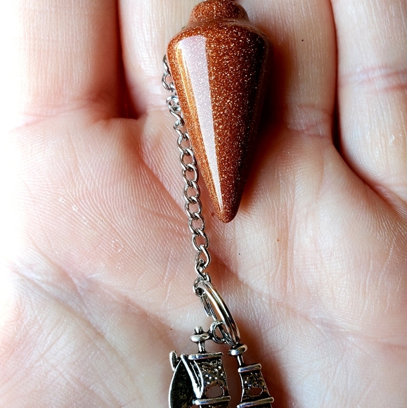 New Gold Sand Stone Pendulum & Silver Ship Pendant - Picture 4 of 8